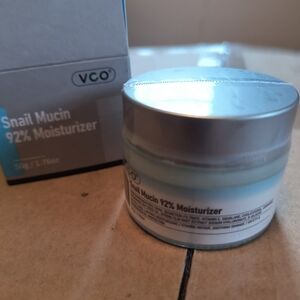 🎁VGO Snail Mucin 92% Moisturizer Face Hydrating Skincare 5/$25🎁
